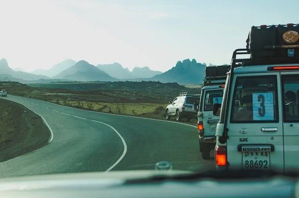 Quels sont les avantages et les inconvénients d'un road trip ?